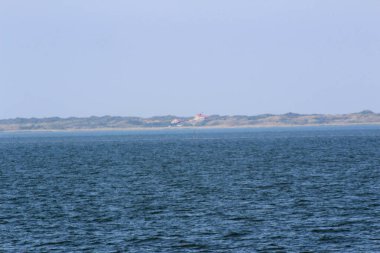 kuzey deniz adası juist almanya kıyısında uzak görünümü güneşli bir günde bir gezi turu fotoğraflandı