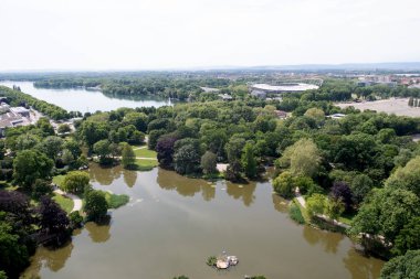 denizlerin görünümü ve hannover Almanya'nın doğal manzara bulutlu güneşli bir günde bir yürüyüş sırasında fotoğraflandı