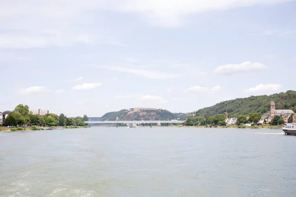 Fernsicht Auf Die Landschaft Und Die Rheinbrücke Bei Koblenz — Stockfoto