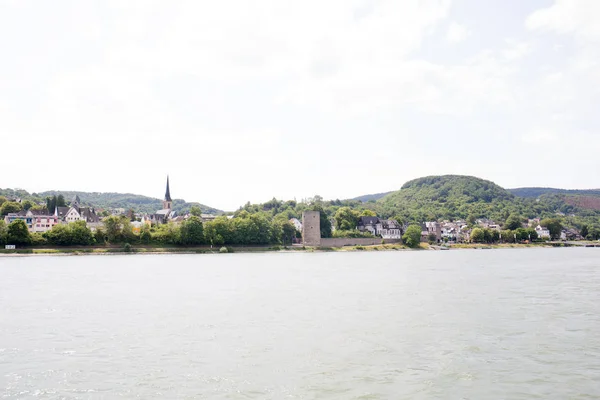 Odległe Widoki Zewnątrz Budynku Wzgórza Pobliżu Koblenz Germany — Zdjęcie stockowe