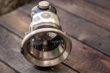 Bir antika erken 1900'lerde karbür döngüsü lambası, vintage retro tarzı kavramı atış kapatın.