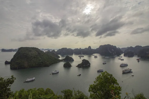 Bellissimo Panorama Long Bay Discendente Dragon Bay Popolare Destinazione Turistica — Foto Stock