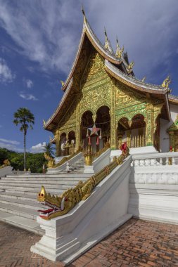 Haw Pha Bang Tapınağı, Royal veya Palace Kraliyet Sarayı Müzesi, 1963 yılında inşa gerekçesiyle bulunan Şapel, geleneksel stil öğeleri ve tekniklerini, Luang Prabang, Laos.