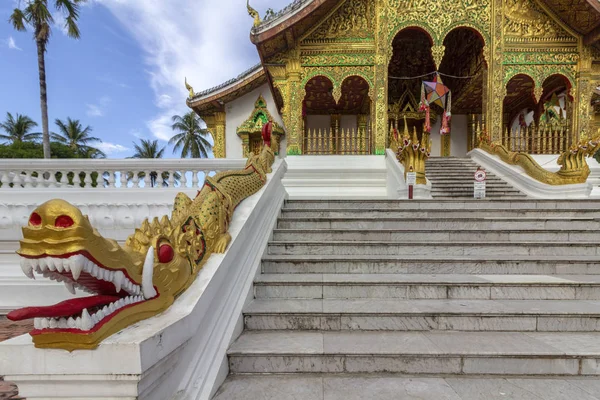 Temple Haw Pha Bang Chapelle Royale Palais Situé Dans Parc — Photo