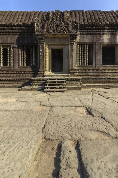 吴哥窟古庙综合体世界上最大的宗教古迹之一和联合国教科文组织世界遗产 它是一个著名的旅游景点在暹粒 柬埔寨 — 图库照片