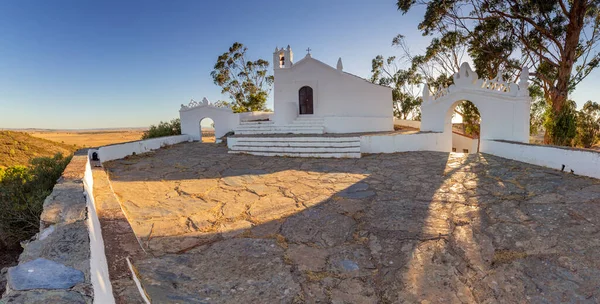 Ermida Nossa Senhora Aracelis Pustelnia Kościół Położony Wzgórzu Alentejo Widokiem — Zdjęcie stockowe