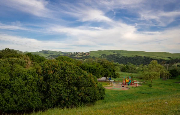 Dağlarda oyun parkı