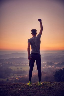 Kazanan cliff güneş üstüne 