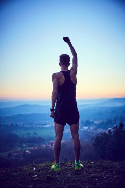 Kazanan cliff güneş üstüne 