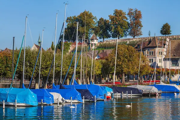 Rapperswil Švýcarsko Září 2014 Lodě Mola Curyšské Jezero Městě Rapperswil — Stock fotografie