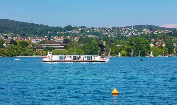 Curyšské jezero ve Švýcarsku — Stock fotografie