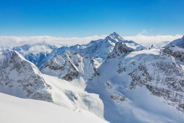 Зимовий Час Погляд Titlis Швейцарії Titlis Гора Розташований Кордоні Між — стокове фото