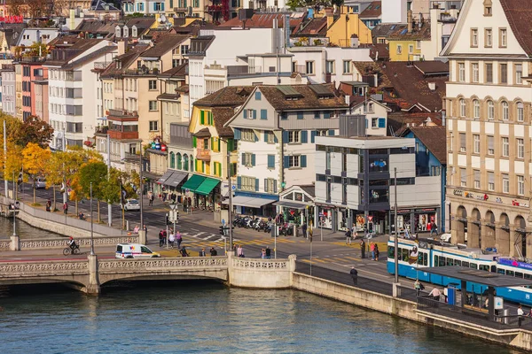 Zurique Suíça Setembro 2017 Edifícios Parte Histórica Cidade Zurique Longo — Fotografia de Stock