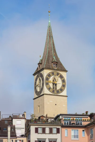 Torre Della Chiesa San Pietro Nella Città Zurigo Svizzera — Foto Stock
