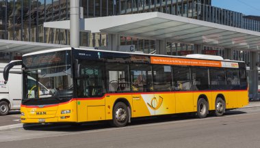 St. Gallen, İsviçre 'deki posta otobüsü.