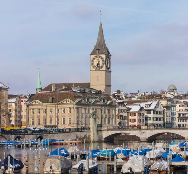 Bâtiments Partie Historique Ville Zurich Long Rivière Limmat Hiver Tour — Photo