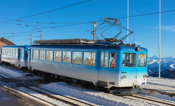 Rigi Schweiz Januari 2016 Ett Persontåg Rigi Järnvägen Vid Stationen — Stockfoto