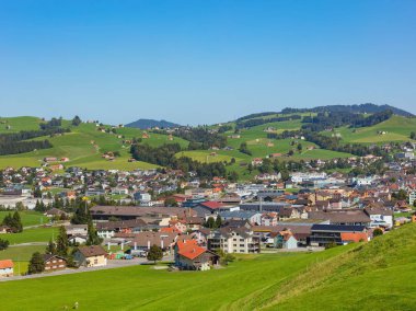Appenzell, İsviçre - 20 Eylül 2018: Appenzell şehir binaların. Appenzell şehir: Appenzell Innerrhoden Swiss Kanton başkentidir.