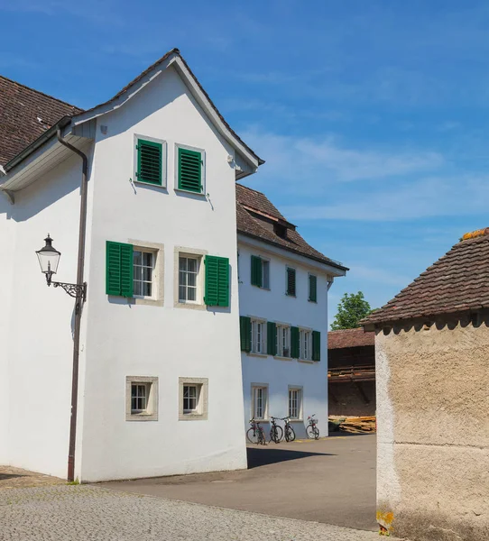 Edificios de la parte histórica de la ciudad de Bremgarten, Switze — Foto de Stock