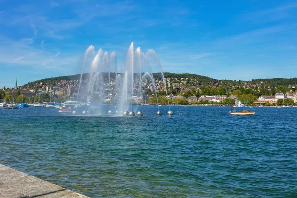 Zürich-sjön i Schweiz Royaltyfria Stockfoton