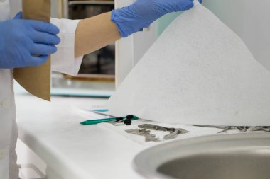  enstrümanın sterilizasyon süreci
