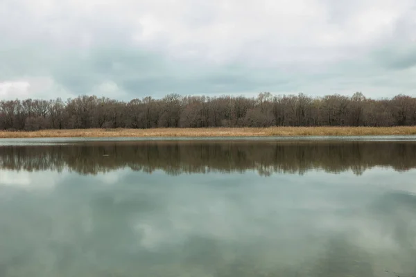 Landscape Lake Autumn Cloudy Weather — Stock Photo, Image