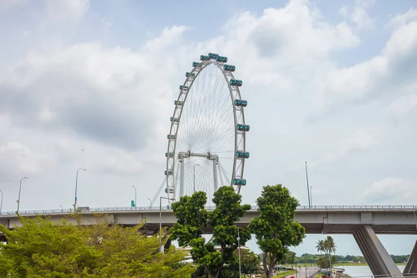 Колесо обозрения в Сингапуре — стоковое фото