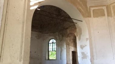 Eski harap Kilise'de Arch Windows