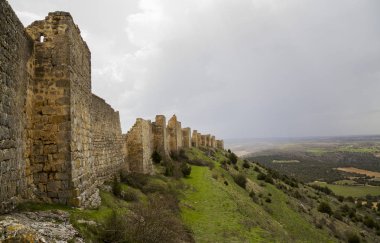 Yıkık kalede Gormaz-Soria, İspanya
