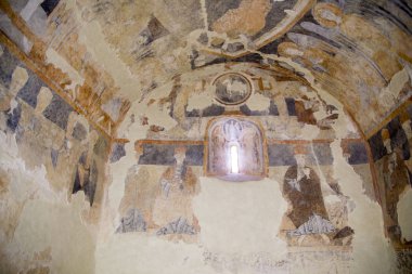 Soria Romanesk kilise içinin