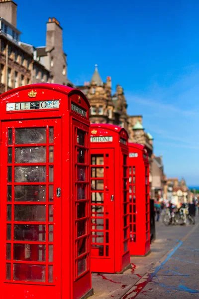 Cabinas Telefónicas Vermelhas Antigas Retro Rua Royal Mile Edimburgo Capital — Fotografia de Stock