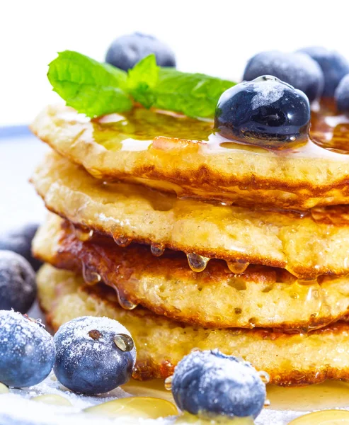 Pile Pancakes Blueberries Sprinkled Icing Sugar Poured Honey Breakfast White — Stock Photo, Image