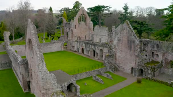 스코틀랜드 국경에 은행에 Dryburgh 수도원의 폐허에 보기는 명목상 1150 스코틀랜드에 — 비디오