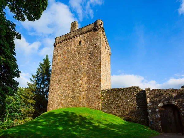 中世の城 スコットランドのクラックマナンシャイア ドル近くキャンベル — ストック写真