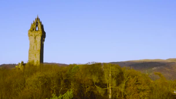 Monumento Nacional Wallace Una Torre Pie Sobre Hombro Abadía Craig — Vídeos de Stock