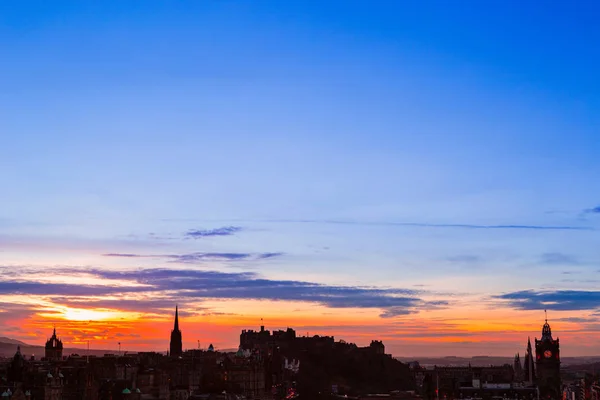 Pittoresca Vista Sulla Sera Città Vecchia Edimburgo Con Castello Dalla — Foto Stock