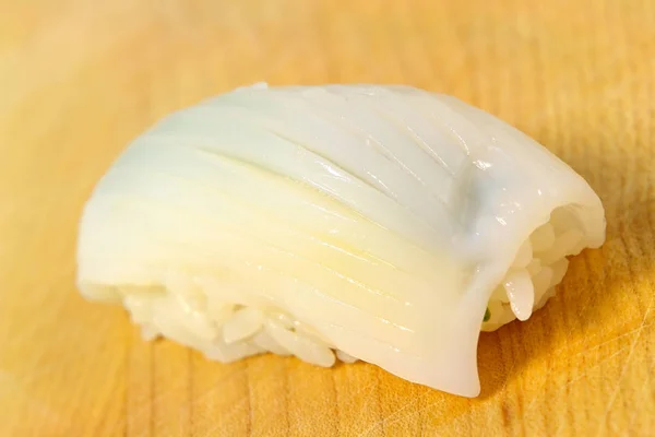 Ika Lula Sushi Uma Tábua Madeira — Fotografia de Stock