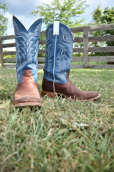 Kovboy Çizmeleri Çiftlik Kapısı — Stok fotoğraf