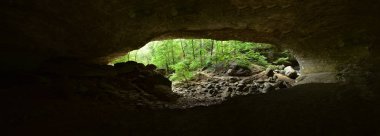 Arkansas cob mağarada yol aşağı biriyle üzerinden bakan yerde