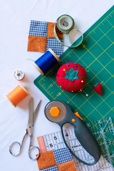 Oranje Blauw Quiltbenodigdheden — Stockfoto