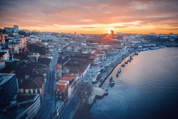 Porto Portugiesische Altstadtsilhouette Von Der Anderen Seite Des Douro Flusses — Stockfoto