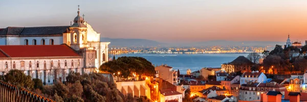 Heldere Prachtige Nacht Stadsgezicht Nacht Lissabon Hoofdstad Van Portugal Hoogten — Stockfoto