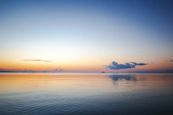 Sommerferienkonzept. Paradiesstrand. Panoramablick. — Stockfoto