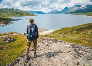 En iyi Norveç zammı. Besseggen Ridge. Yotunheimen Milli Parkı