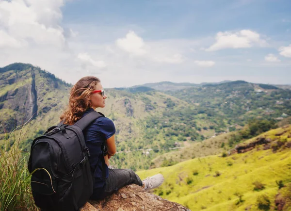 Young Woman Traveler Sits Overlooking Beautiful Mountain Landscape Little Adam — Stock Photo, Image