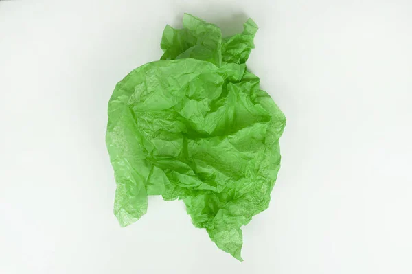 doku buruşuk sayfası beyaz zemin üzerine yeşil çiçek ambalaj (kağıt)