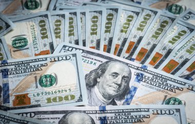 Para yüz dolar faturaları 