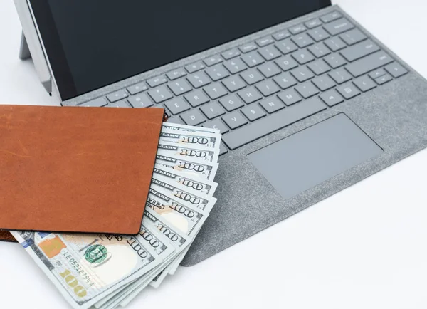 Laptop Computer Cash Money — Stock Photo, Image