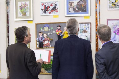 5 Aralık, 2018.festive performans Russia.Carpets. sanatçı sahnede