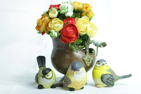 Önemsiz şey yapılmış kanarya kuş